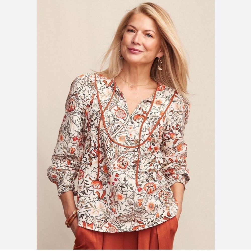 Matilda Jane Heart to Heart Coral Cream Meadow Brook Floral
Gauze Blouse Size M